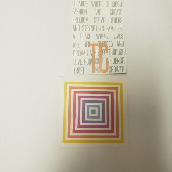 LuLaRoe Triangle Pattern Leggings TC - Picture 4 of 10